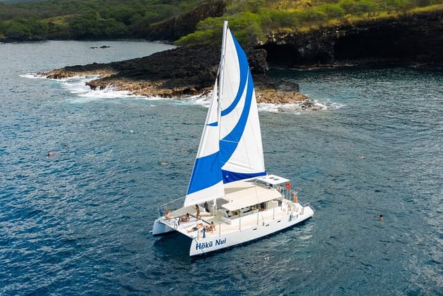 Afternoon Sail & Snorkel to the Captain Cook Monument  - Photo 1 of 6